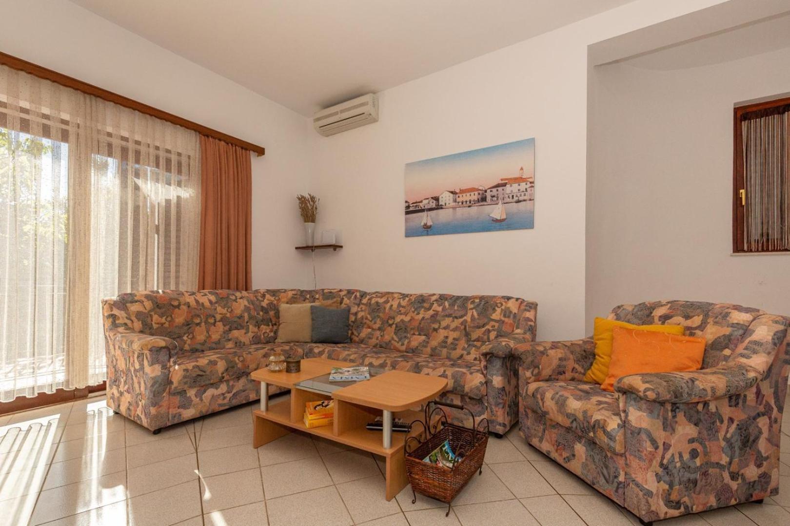 Three Bedroom Apartment In Biograd Биоград-на-Мору Экстерьер фото